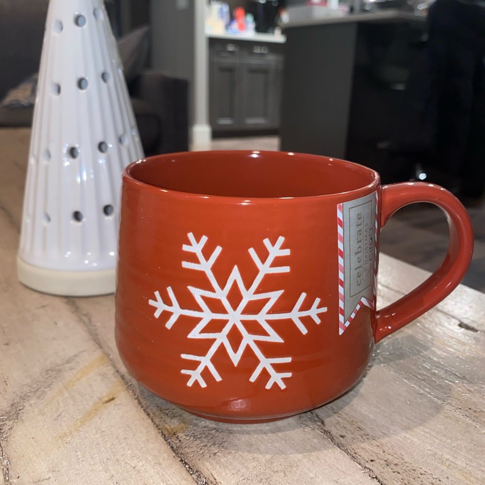 NEW SNOWFLAKE ❄️ MUG